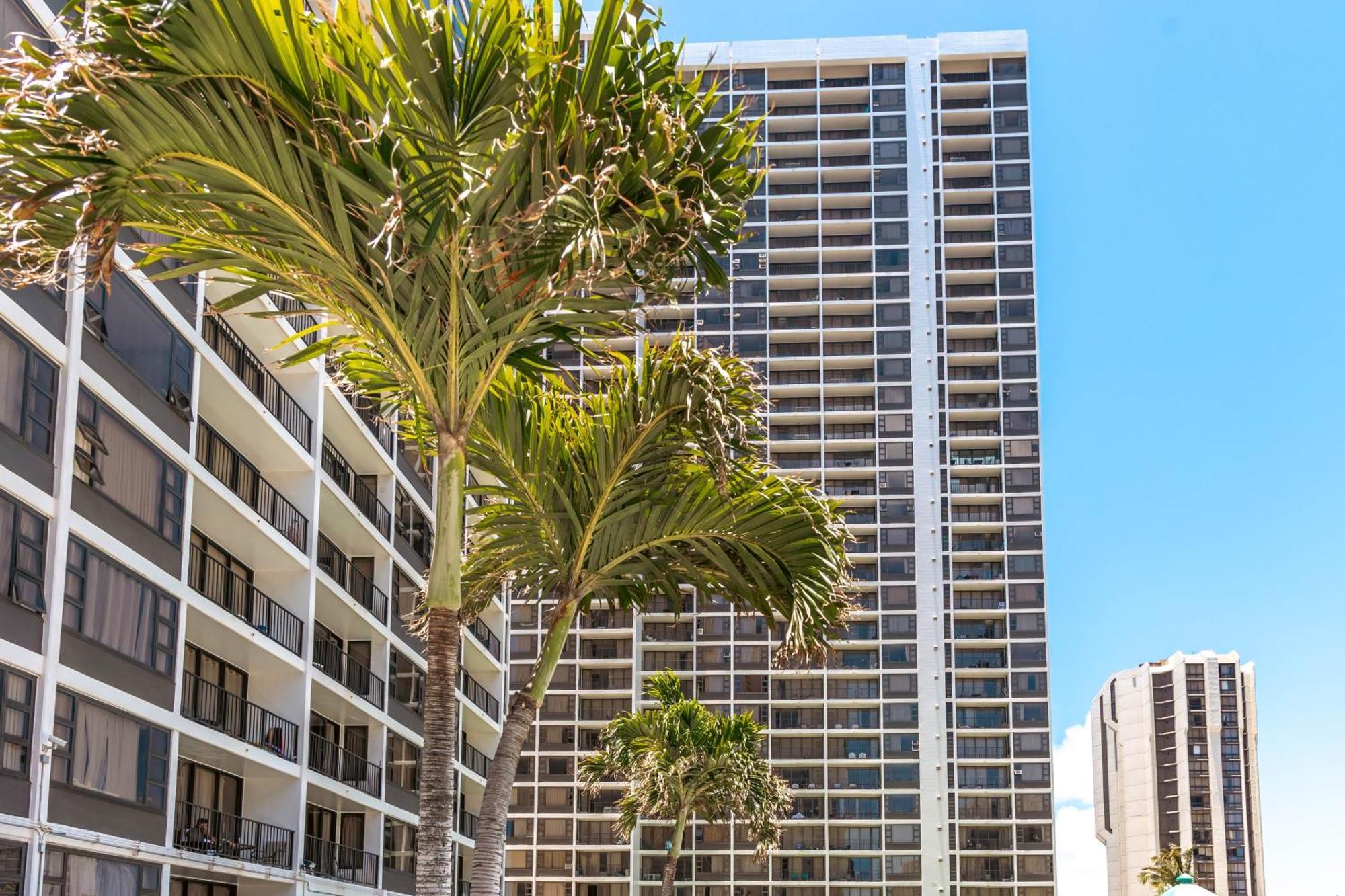 Waikiki Escapade Mountain Views Condo, Steps To Beach With Parking Perk 호놀룰루 외부 사진