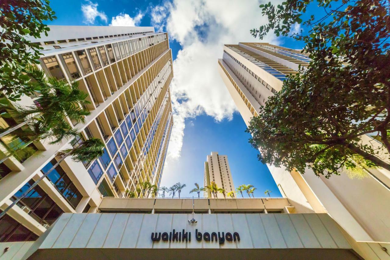 Waikiki Escapade Mountain Views Condo, Steps To Beach With Parking Perk 호놀룰루 외부 사진