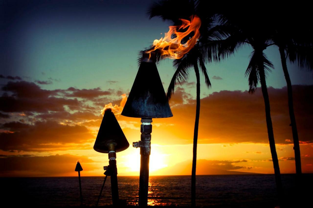 Waikiki Escapade Mountain Views Condo, Steps To Beach With Parking Perk 호놀룰루 외부 사진